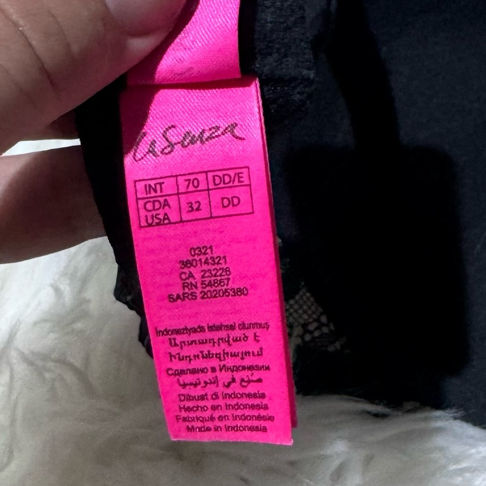 La Senza beyond sexy black lace bra sizzle 32DD - Picture 5 of 5